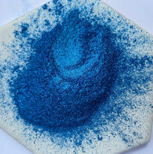 Load image into Gallery viewer, Washer Fluid Mica Powder