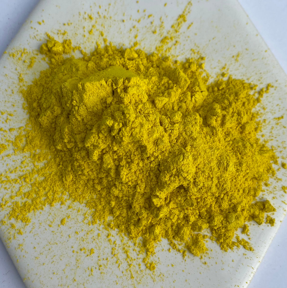 Yellowstone Mica Powder – Glitter 4 All